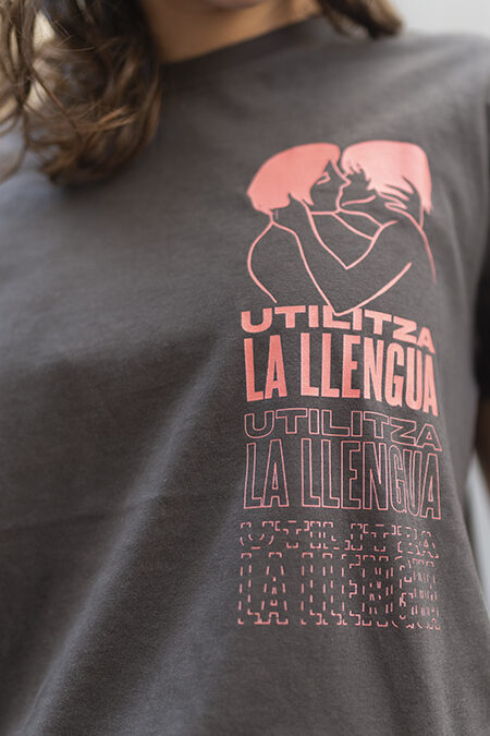 Samarreta Utilitza la llengua neó (entallada)